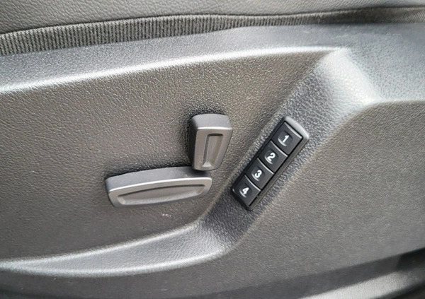 Ford S-Max cena 25900 przebieg: 280265, rok produkcji 2010 z Olesno małe 497
